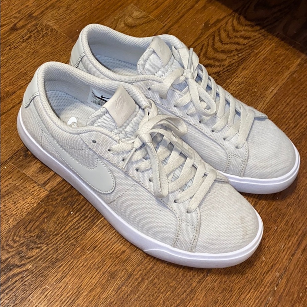 NIKE SB SNEAKERS